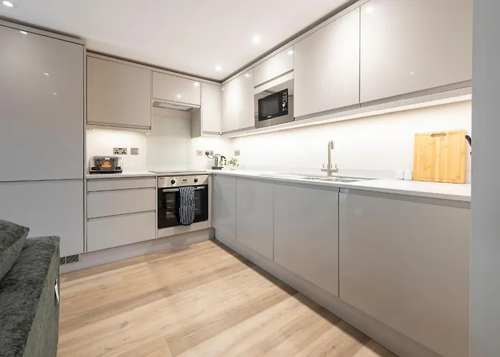 Harvey Nic's & Designer Quarter 60ch * Leeds (West Yorkshire)