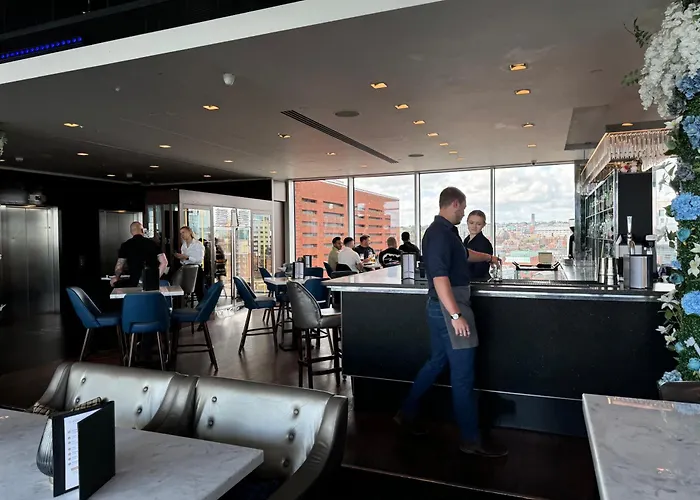 Harvey Nic's & Designer Quarter 60ch Apartment *