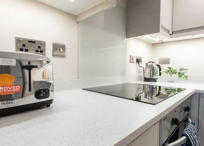 Harvey Nic's & Designer Quarter 60ch Apartment *