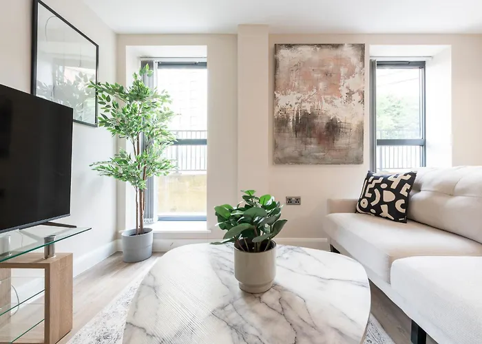 Harvey Nic's & Designer Quarter 60ch Apartment *