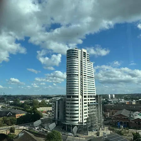 Harvey Nic's & Designer Quarter 60ch Lägenhet